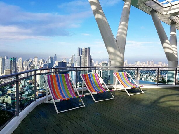 Imagen general del Hotel Lower Penthouse Unit In Acqua Residences. Foto 8