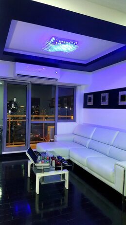 Imagen general del Hotel Lower Penthouse Unit In Acqua Residences. Foto 16