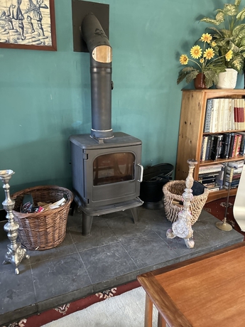 Imagen de la habitación del Hotel Lowri Cottage. Foto 17