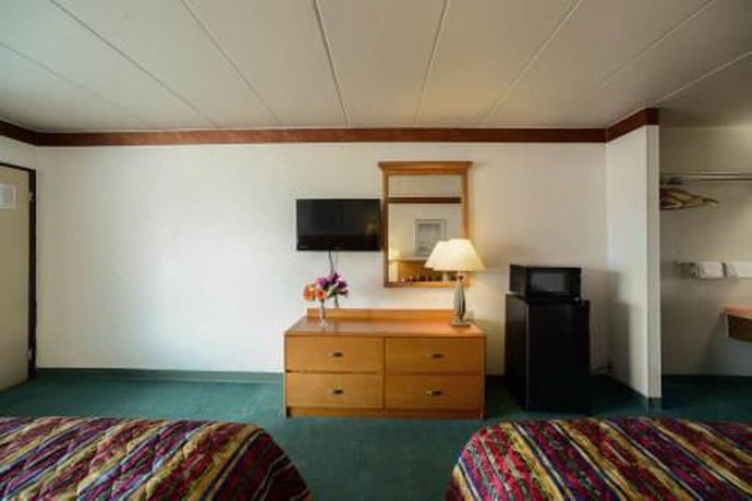 Imagen de la habitación del Hotel Loyalty Inn Maryville. Foto 17