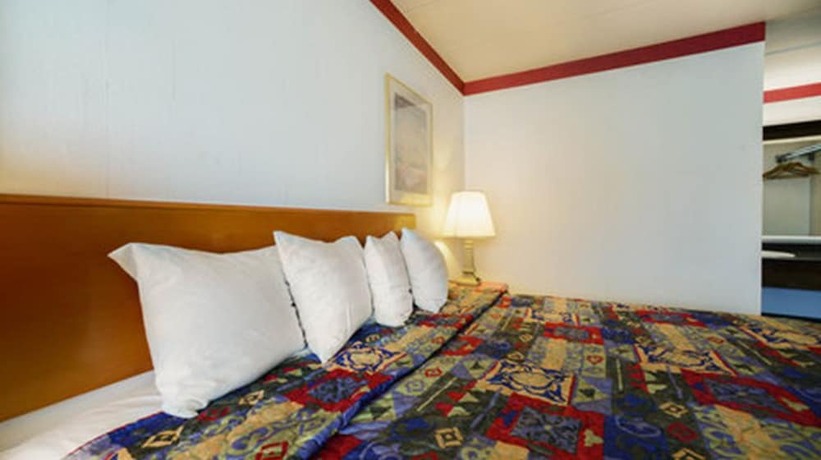 Imagen general del Hotel Loyalty Inn Maryville. Foto 13