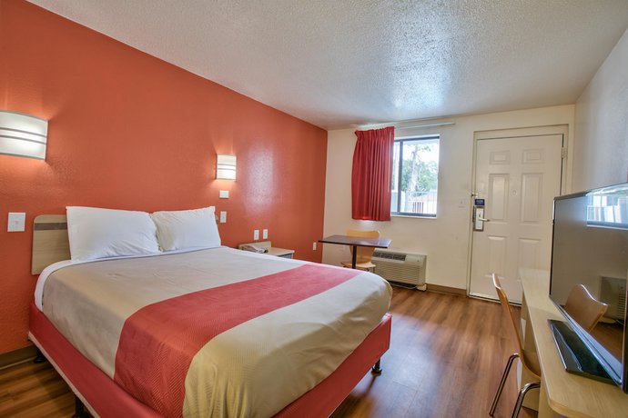 Imagen de la habitación del Hotel Loyalty Inn Tallahassee. Foto 6