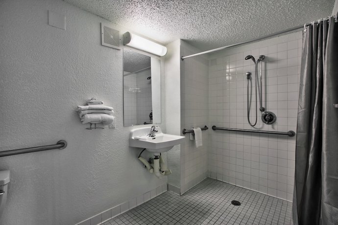 Imagen de la habitación del Hotel Loyalty Inn Tallahassee. Foto 10