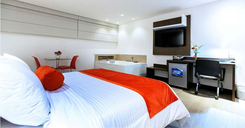 Imagen de la habitación del Hotel Loyds. Foto 17