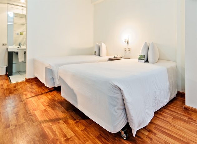 Imagen de la habitación del Hotel Lp Columbus. Foto 6