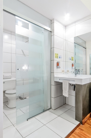 Imagen de la habitación del Hotel Lp Columbus. Foto 9