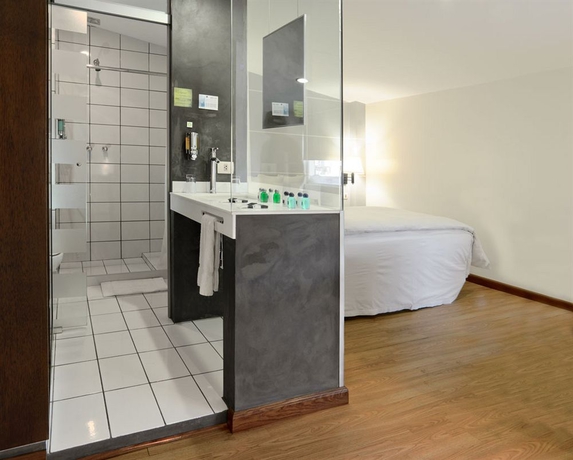 Imagen de la habitación del Hotel Lp Columbus. Foto 12