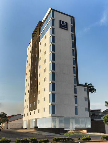 Imagen de los interiores del Hotel Lp Equipetrol. Foto 15