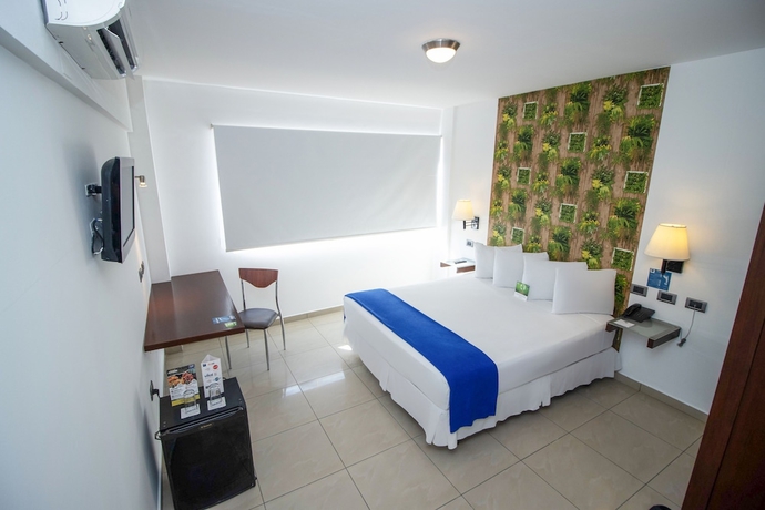 Imagen de la habitación del Hotel Lp Santa Cruz Centro. Foto 8