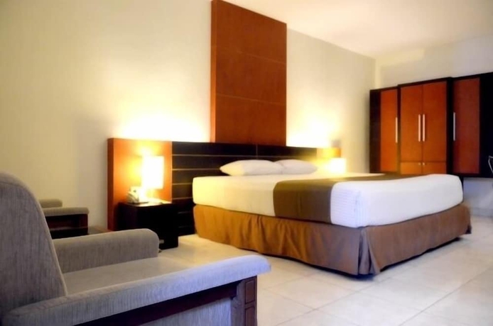 Imagen de la habitación del Hotel Lpp Convention Yogyakarta. Foto 5