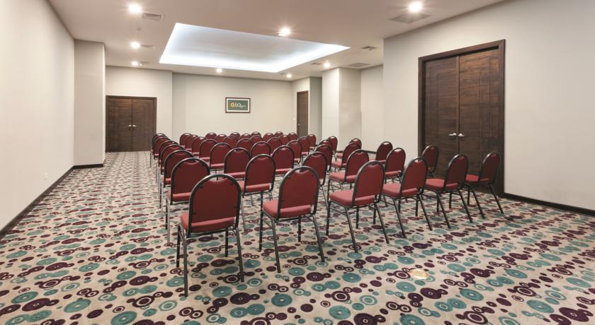 Imagen de los interiores del Hotel Lq By Wyndham Tegucigalpa. Foto 10