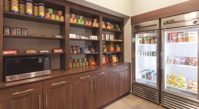 Imagen del bar/restaurante del Hotel Lq By Wyndham Tegucigalpa. Foto 3