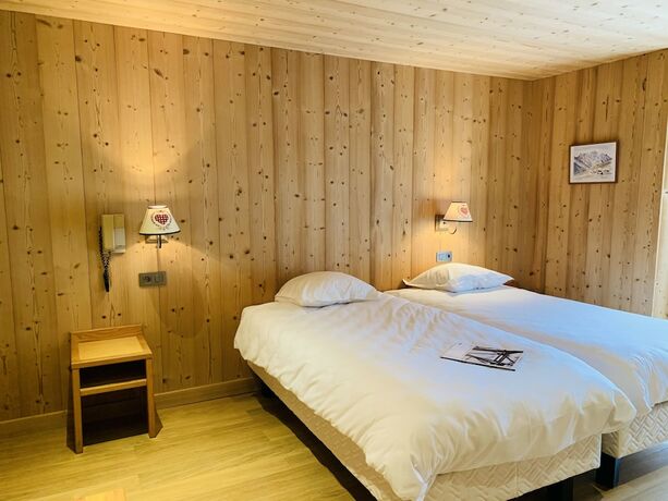 Imagen de la habitación del Hotel L’Arveyron Open House. Foto 17