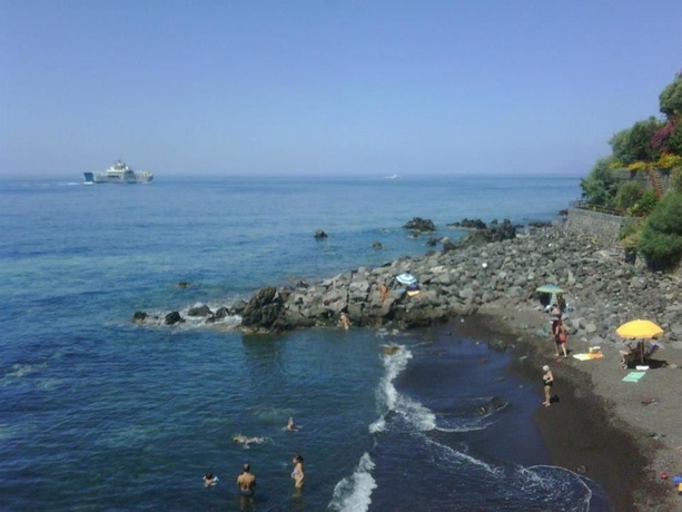 Imagen de los exteriores del Hotel L’ariana Isole Eolie - Una Esperienze. Foto 12