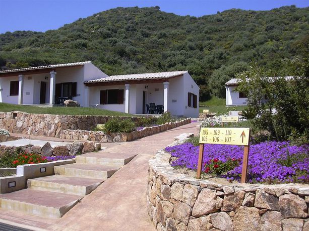 Imagen de los exteriores del Hotel Lu Baroni. Foto 12