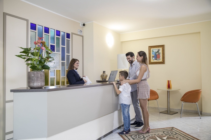 Imagen de los interiores del Hotel Lu' Maladroxia. Foto 17