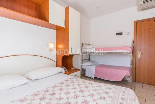 Imagen de la habitación del Hotel Luana, Riccione. Foto 7