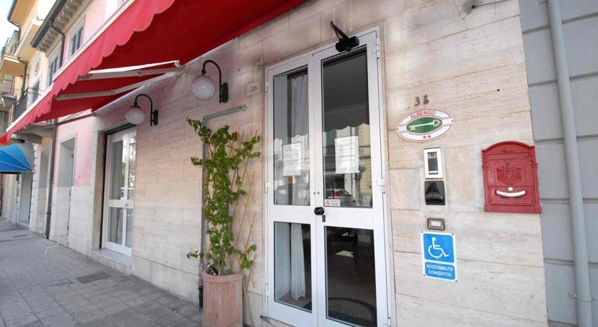 Imagen de la habitación del Hotel Luana, Viareggio. Foto 1