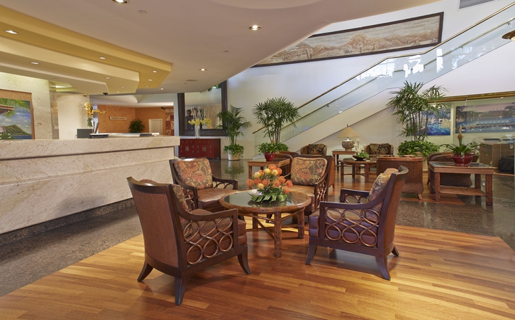 Imagen de los interiores del Hotel Luana Waikiki & Suites. Foto 10