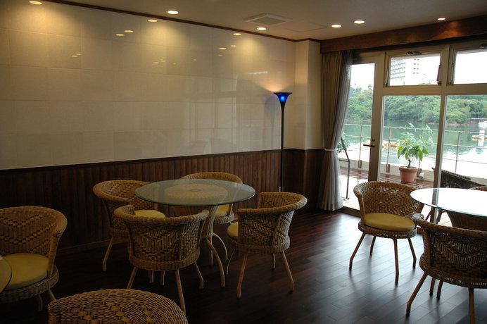 Imagen del bar/restaurante del Hotel Luandon Shirahama. Foto 5