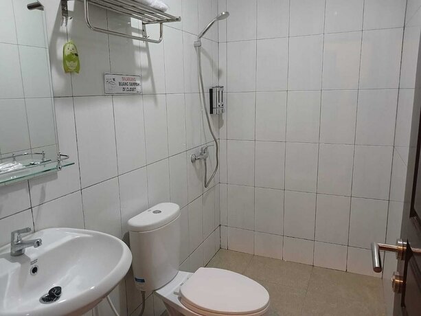 Imagen de la habitación del Hotel Luansa Klui hotel. Foto 17