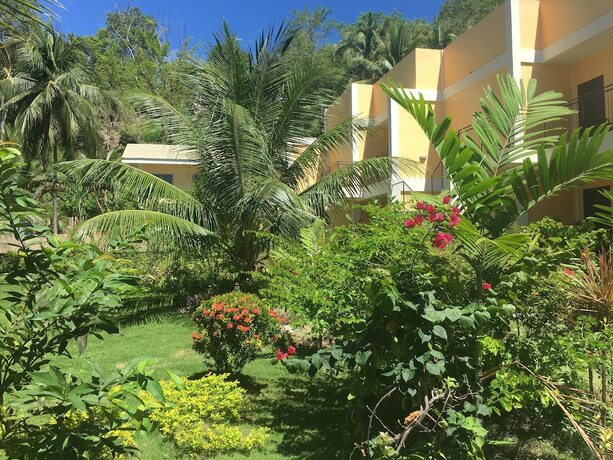 Imagen de los exteriores del Hotel Lubi Resort Santander. Foto 6