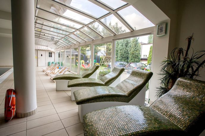 Imagen de la piscina del Hotel Lubicz Spa and Wellness. Foto 16