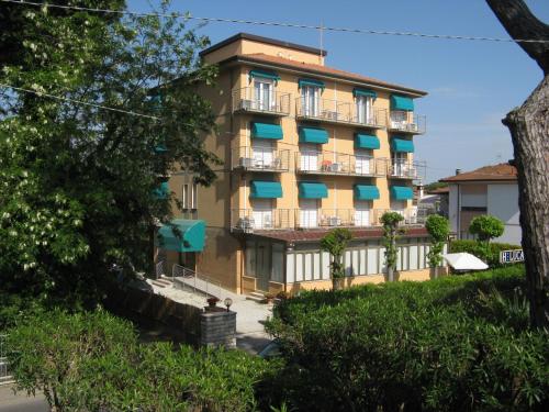 Imagen general del Hotel Luca, Lido Di Camaiore. Foto 1