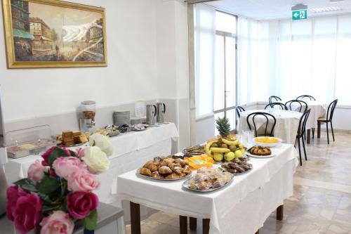 Imagen general del Hotel Luca, Lido Di Camaiore. Foto 4
