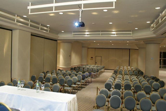 Imagen general del Hotel Lucania Palazzo. Foto 15