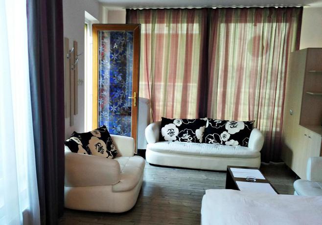 Imagen de los interiores del Hotel Lucas Aparthotel. Foto 7