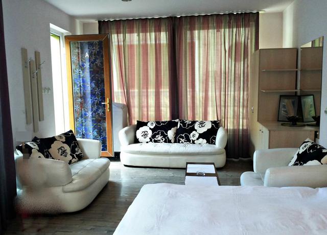 Imagen de los interiores del Hotel Lucas Aparthotel. Foto 9