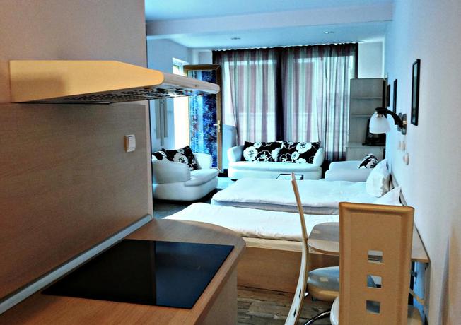 Imagen de los interiores del Hotel Lucas Aparthotel. Foto 10