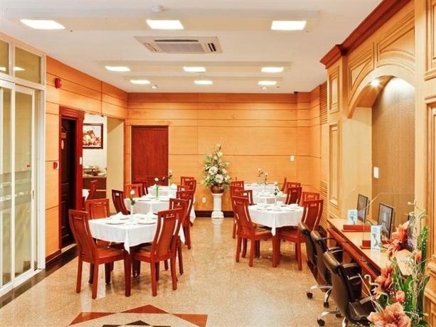 Imagen general del Hotel Lucasta. Foto 4