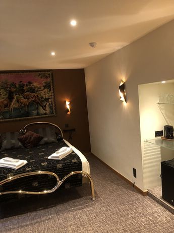 Imagen de la habitación del Hotel Lucca. Foto 8