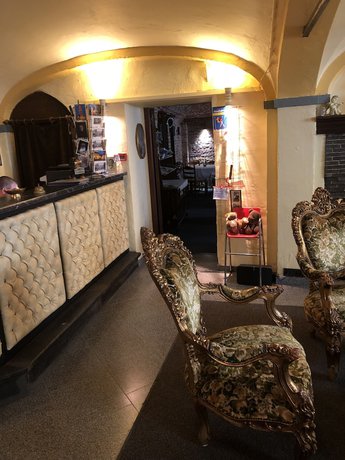 Imagen de los interiores del Hotel Lucca. Foto 14