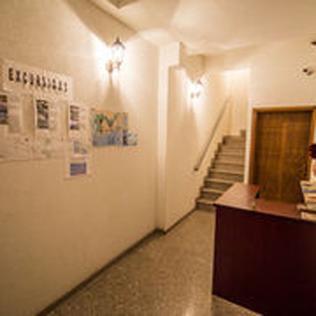 Imagen de los interiores del Hotel Luccia Apartments- Very Central Cozy Condo. Foto 14