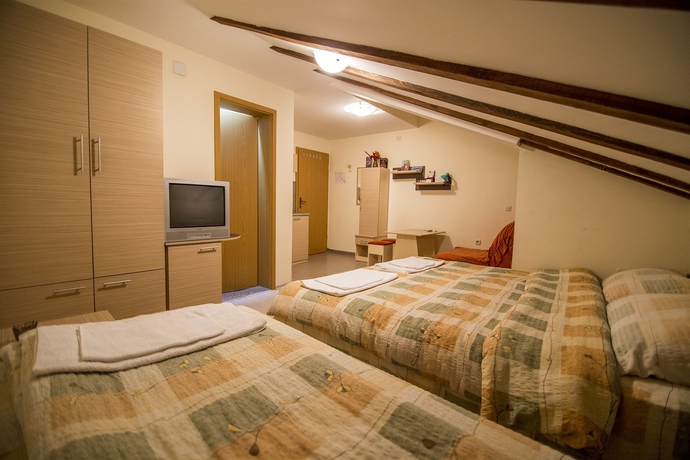 Imagen de la habitación del Hotel Luccia Apartments- Very Central Cozy Condo. Foto 8