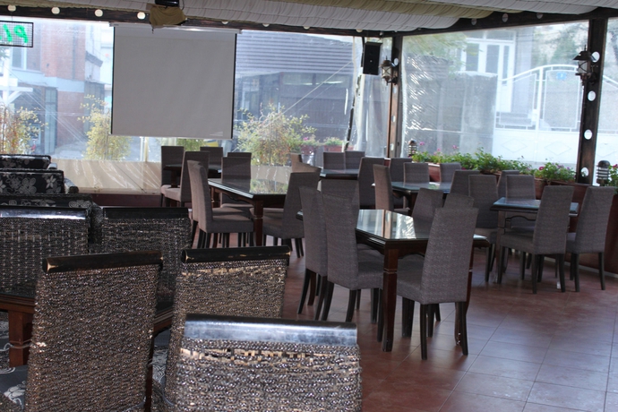 Imagen del bar/restaurante del Hotel Luccia Apartments- Very Central Cozy Condo. Foto 2