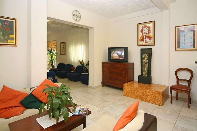 Imagen de la habitación del Hotel Lucciola, Lido Di Jesolo. Foto 5