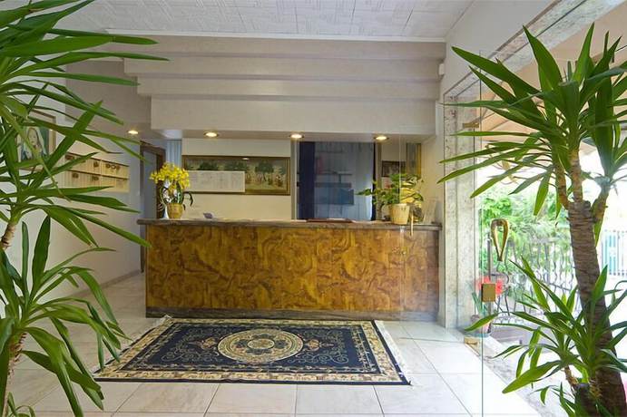 Imagen general del Hotel Lucciola, Lido Di Jesolo. Foto 1