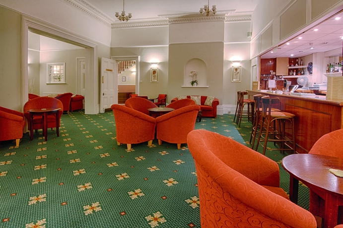 Imagen del bar/restaurante del Hotel Luccombe Hall Country House. Foto 1