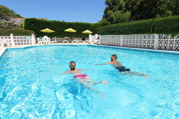 Imagen de la piscina del Hotel Luccombe Hall Country House. Foto 16