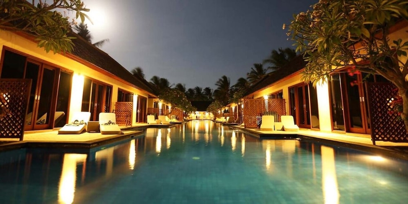 Imagen de la piscina del Hotel Luce D'alma Resort. Foto 14