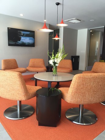 Imagen de los interiores del Hotel Lucent. Foto 18