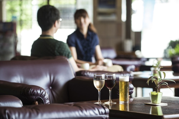 Imagen del bar/restaurante del Hotel Lucent Takamiya. Foto 3