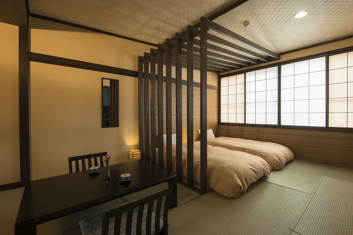 Imagen de la habitación del Hotel Lucent Takamiya. Foto 14