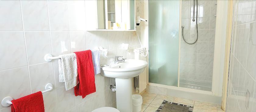 Imagen de la habitación del Hotel Lucerna, Arma di Taggia. Foto 2