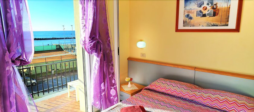 Imagen de la habitación del Hotel Lucerna, Arma di Taggia. Foto 3