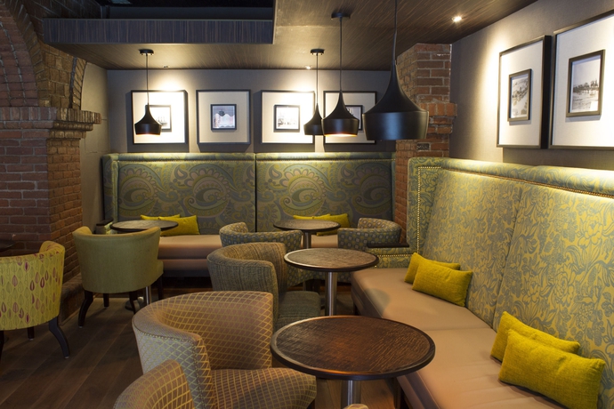 Imagen del bar/restaurante del Hotel Lucerna Tijuana. Foto 6